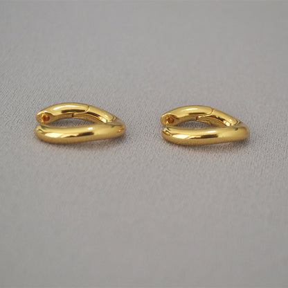 Stunning Gold Earring for Daily Wear