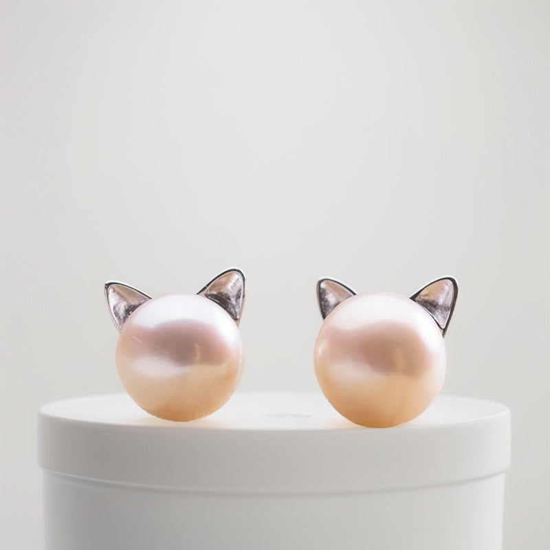 Charming Pearl Earring for Any Occasion