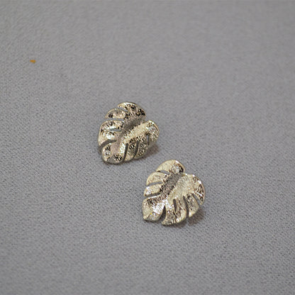 Romantic Gold Earring for Special Moments