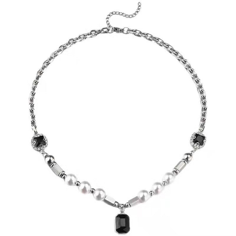 Stunning Pearl Necklace for Daily Wear