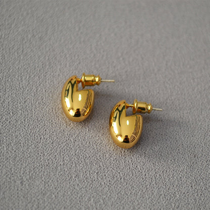 Stunning Gold Earring for Daily Wear