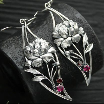 Elegant Silver Earring for Every Occasion