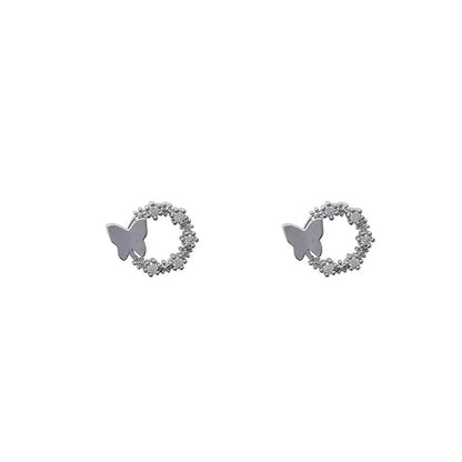 Classic Earring with Timeless Appeal