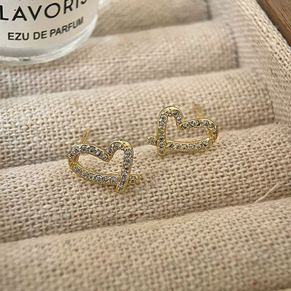 Romantic Earring for Special Moments