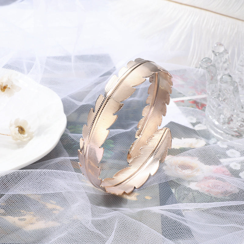 Romantic Bracelet for Special Moments