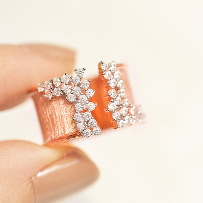 Beautiful Gold Bracelet with Unique Style