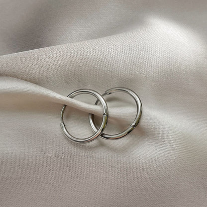Vintage Handmade Silver Earring
