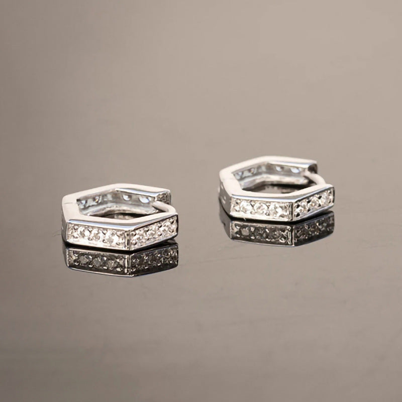 Charming Earring for Any Occasion