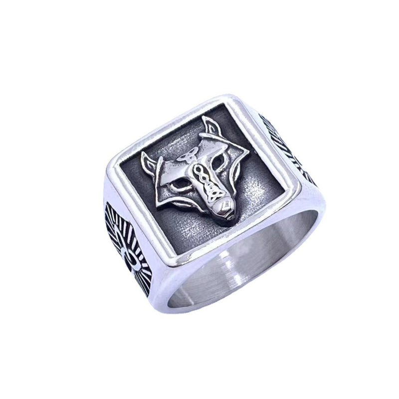 Classic Ring with Timeless Appeal