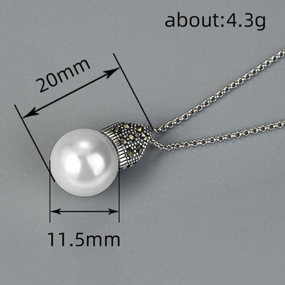 Classic Pearl Set with Timeless Appeal