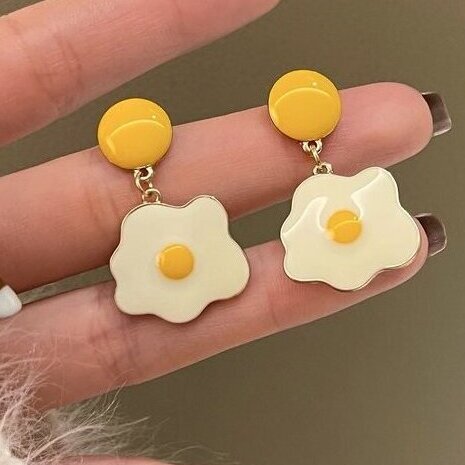 Vintage Handmade Earring
