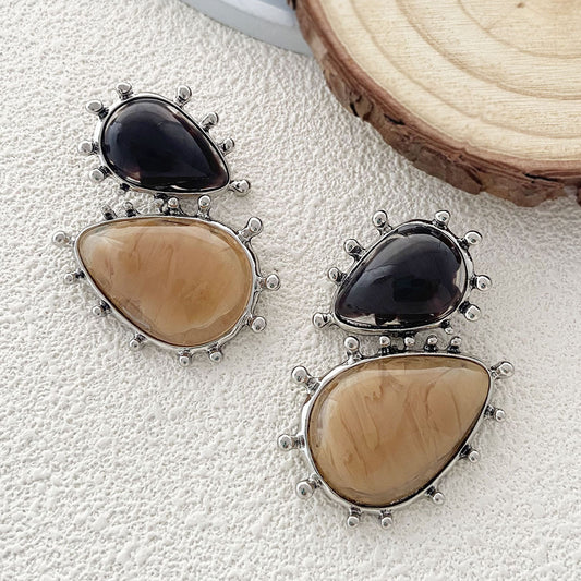 Classic Earring with Timeless Appeal
