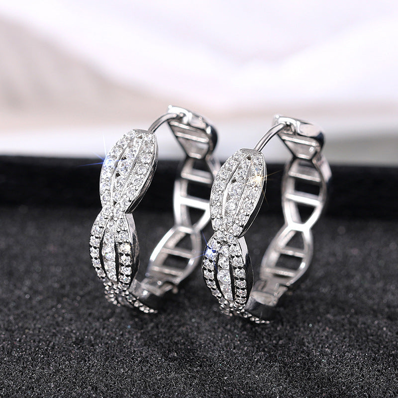 Romantic Earring for Special Moments