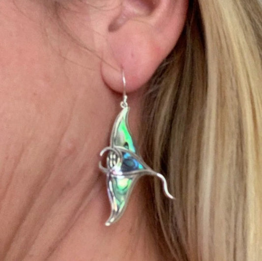 Romantic Earring for Special Moments