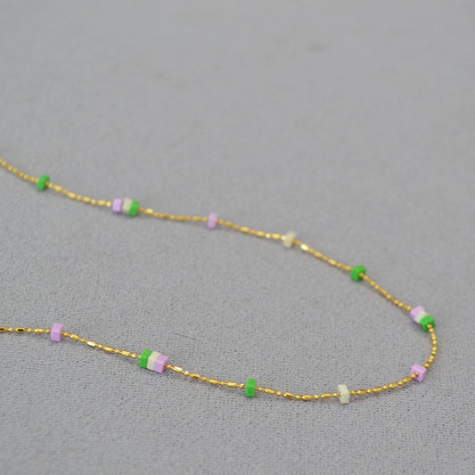 Beautiful Gold Necklace with Unique Style