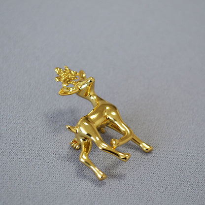Charming Gold Piece for Any Occasion