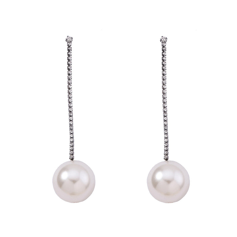 Stunning Pearl Earring for Daily Wear