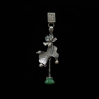 Romantic Silver Pendant for Special Moments