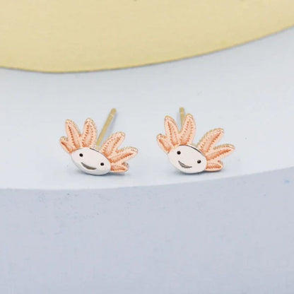 Classic Gold Earring with Timeless Appeal