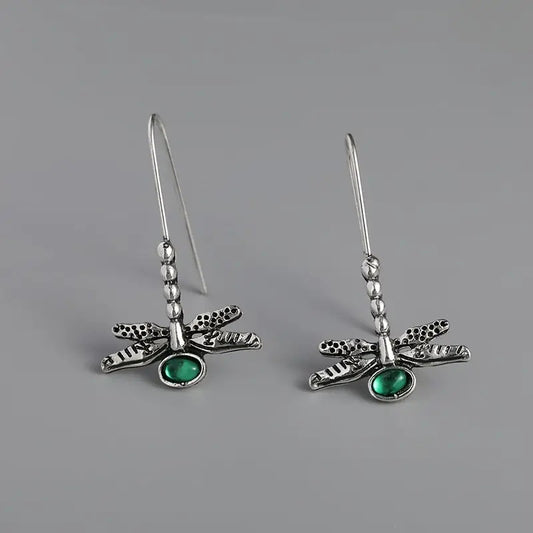 Charming Silver Earring for Any Occasion