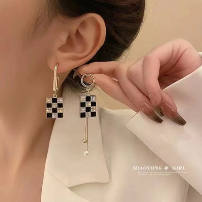Vintage Handmade Earring