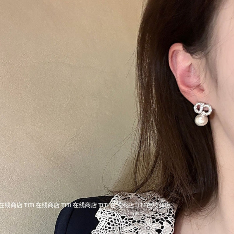 Delicate Artisan Pearl Earring