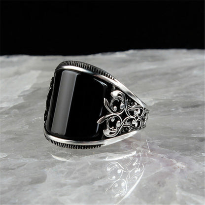 Classic Ring with Timeless Appeal