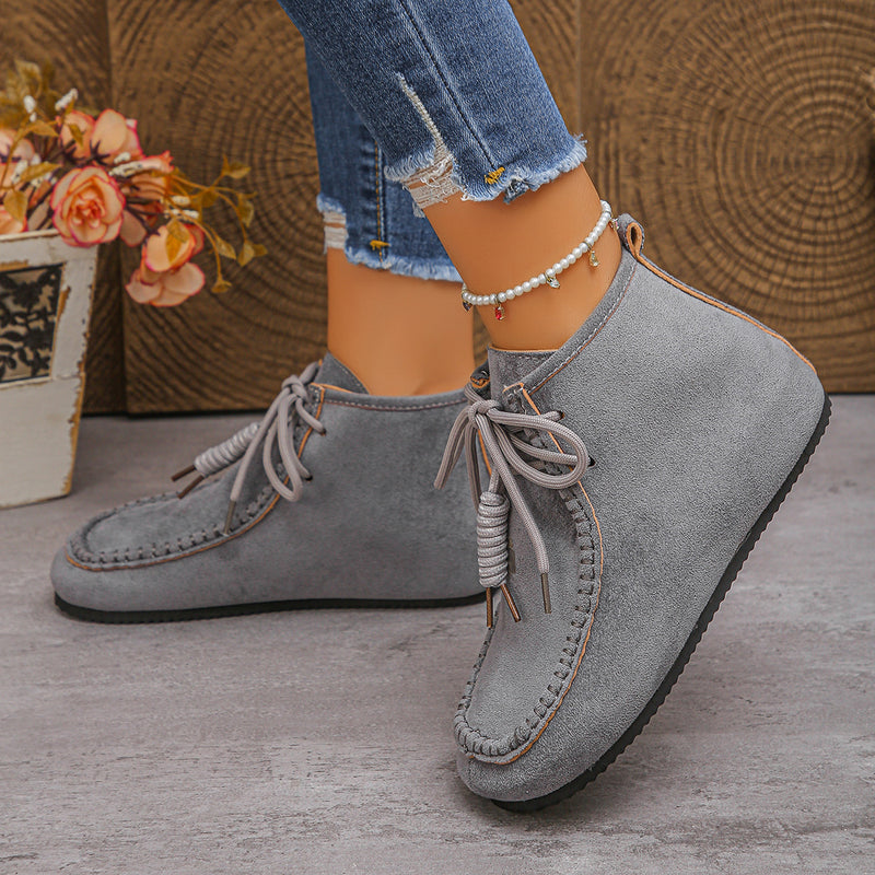 Graceful Orthopedic Boots for Modern Look