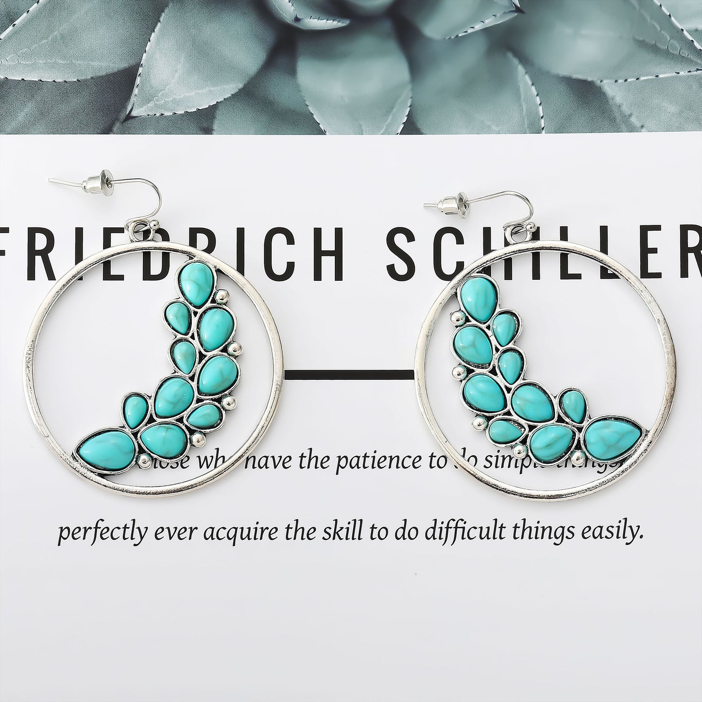 Charming Earring for Any Occasion