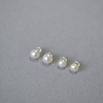 Stunning Pearl Earring for Daily Wear