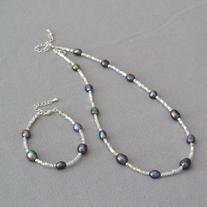 Stunning Silver Necklace for Daily Wear