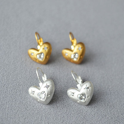 Romantic Gold Earring for Special Moments