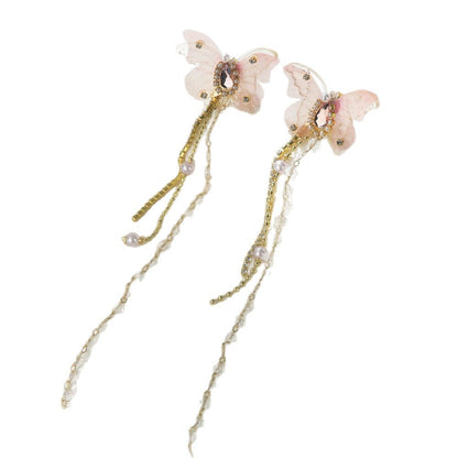 Beautiful Pearl Earring with Unique Style