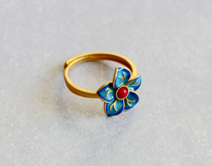 Stunning Gold Ring for Daily Wear