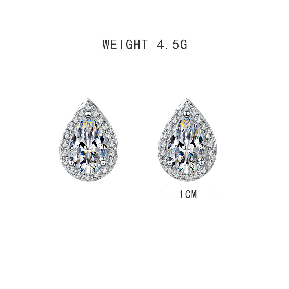 Charming Earring for Any Occasion