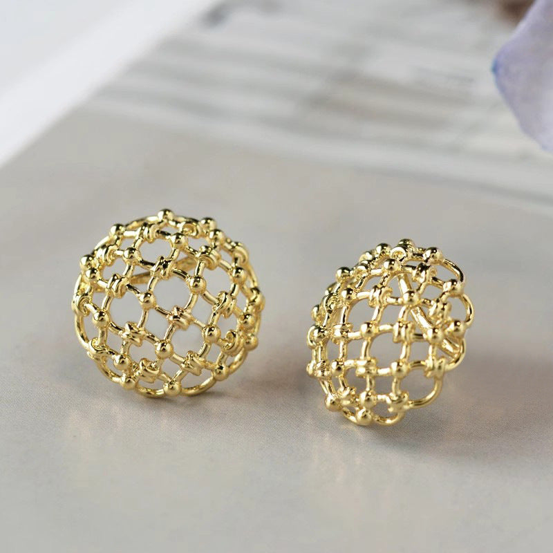 Vintage Handmade Gold Earring