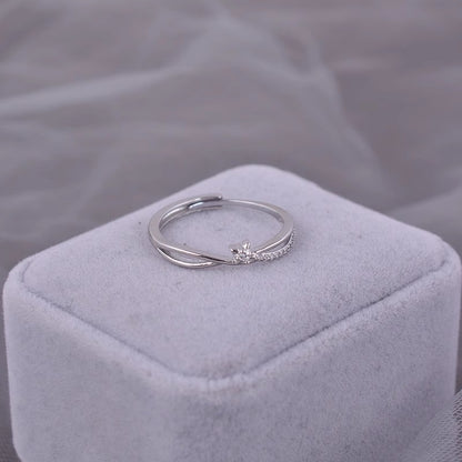 Classic Silver Ring with Timeless Appeal