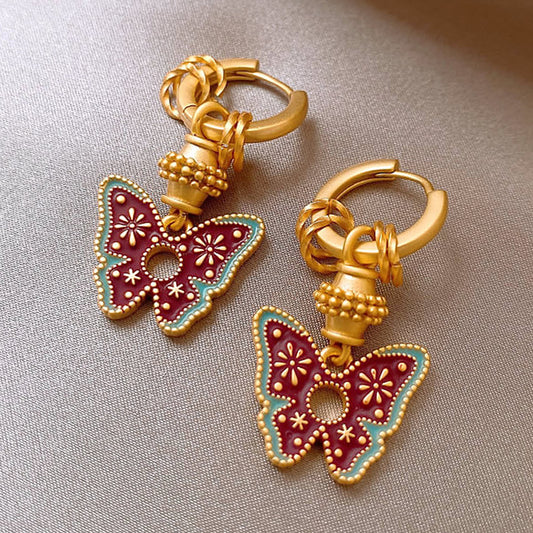 Charming Earring for Any Occasion