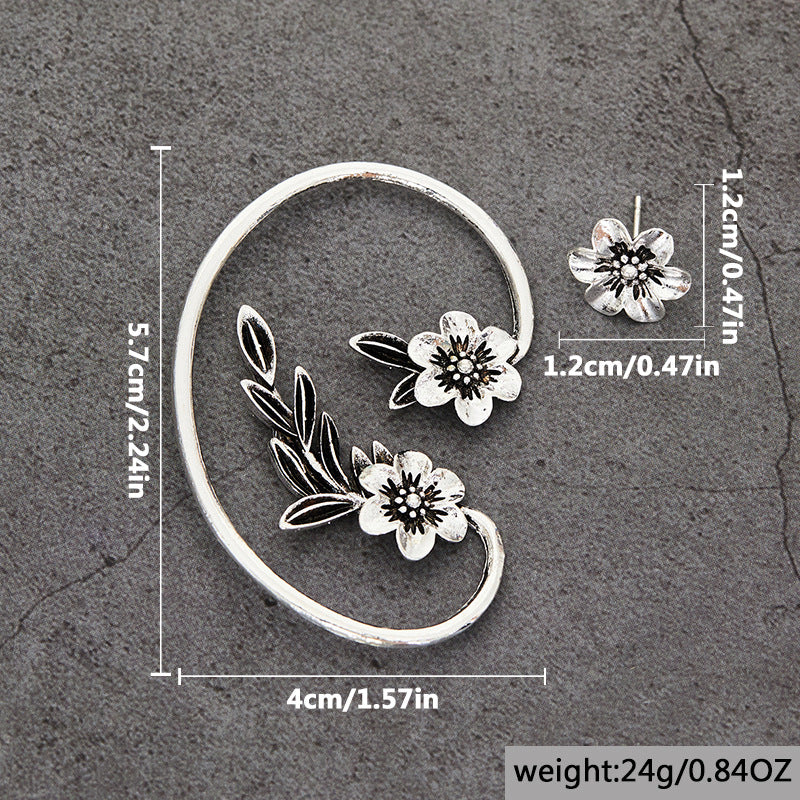 Romantic Silver Earring for Special Moments