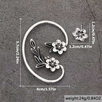 Romantic Silver Earring for Special Moments