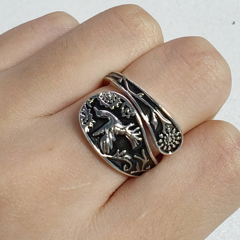 Charming Ring for Any Occasion
