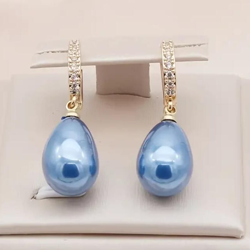 Stunning Pearl Earring for Daily Wear