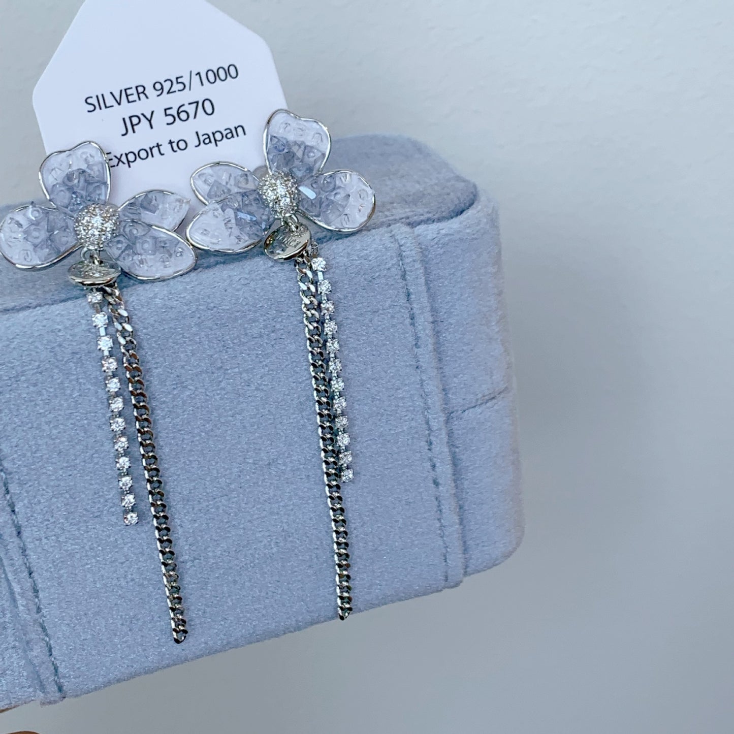 Elegant Earring for Every Occasion