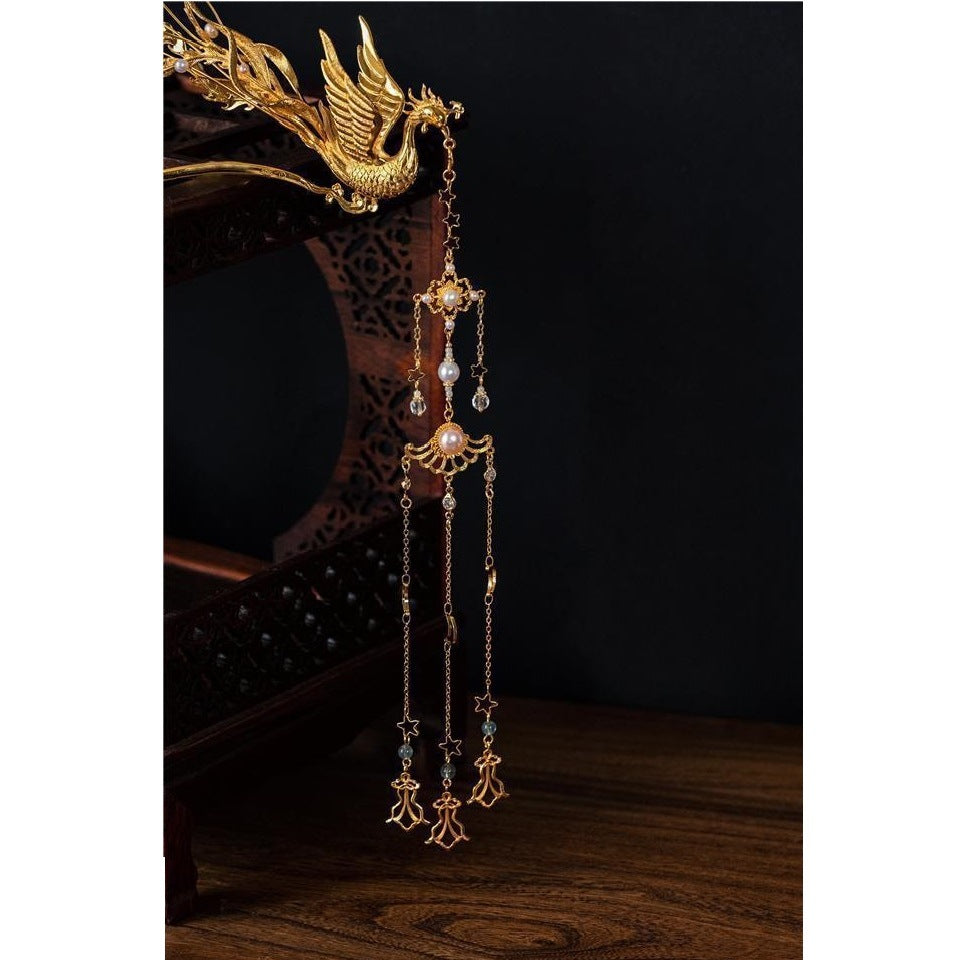 Delicate Artisan Gold Piece