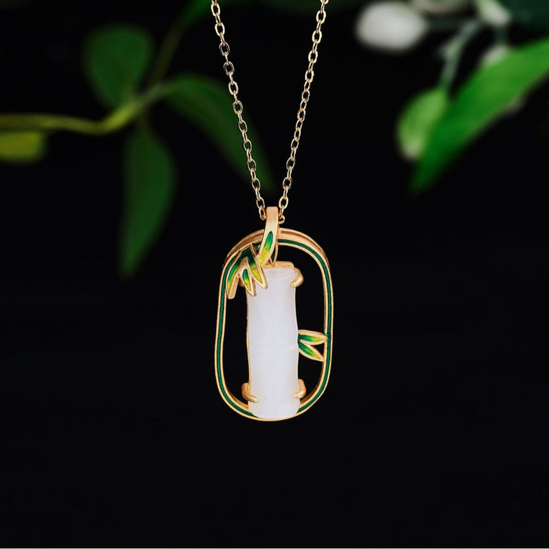 Elegant Gold Necklace for Every Occasion