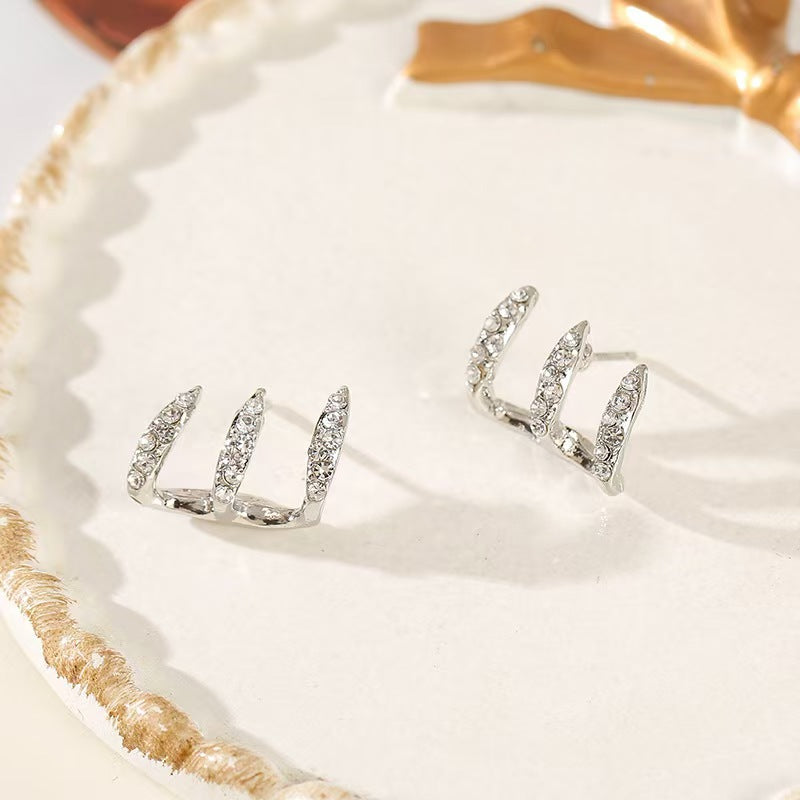 Classic Earring with Timeless Appeal