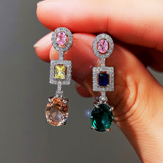 Charming Earring for Any Occasion