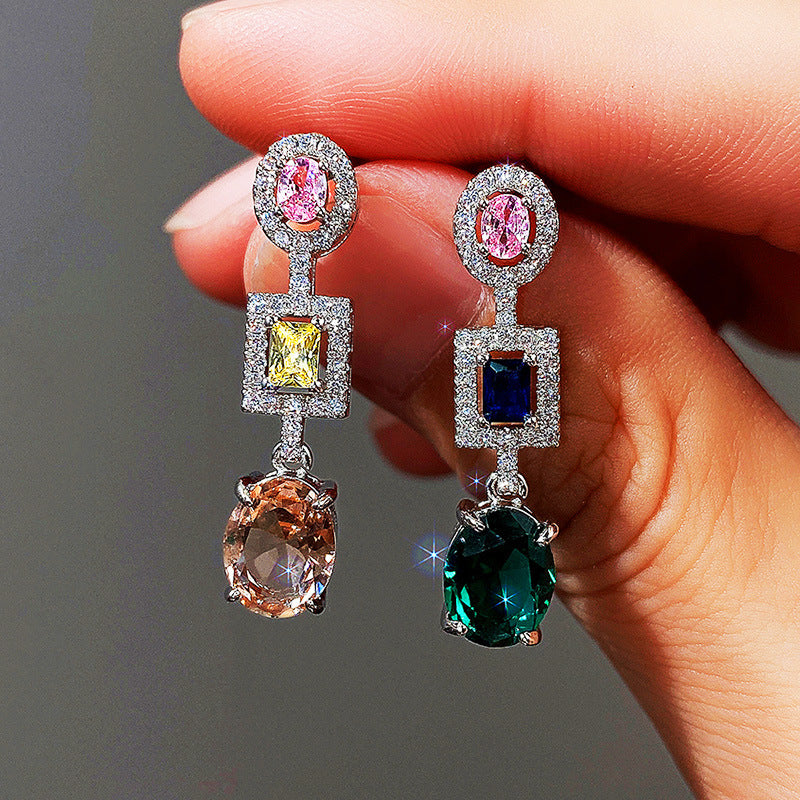 Charming Earring for Any Occasion