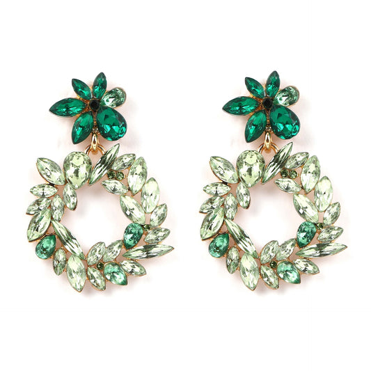 Charming Earring for Any Occasion