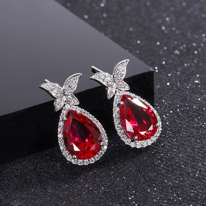 Charming Earring for Any Occasion